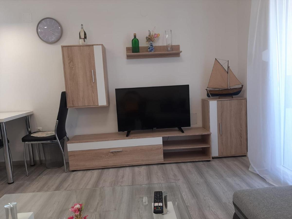 H&F Apartmani Vir Exteriér fotografie